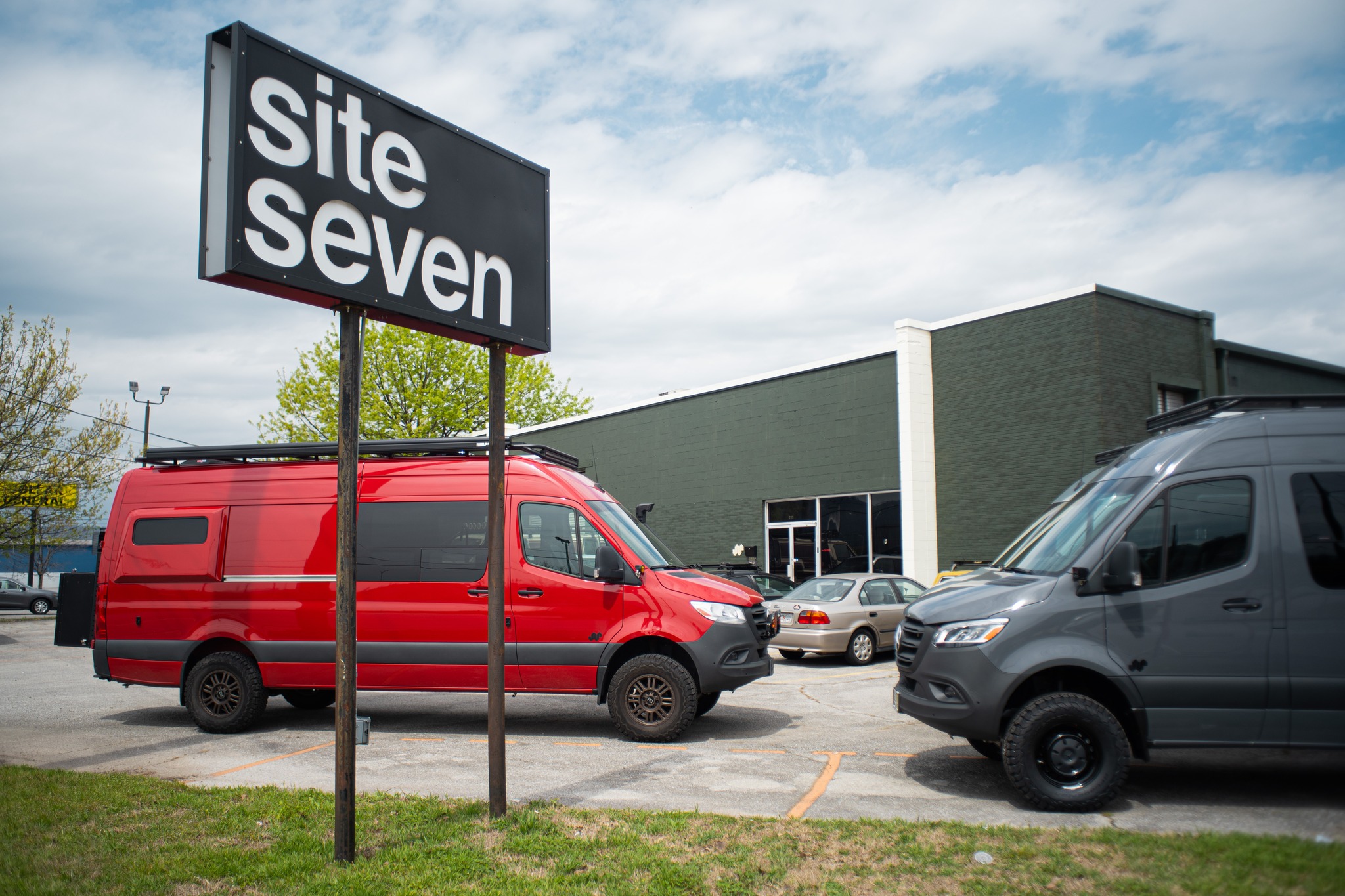 site seven building in downtown chattanooga tn, professional exterior commercial painting near me in chattanooga